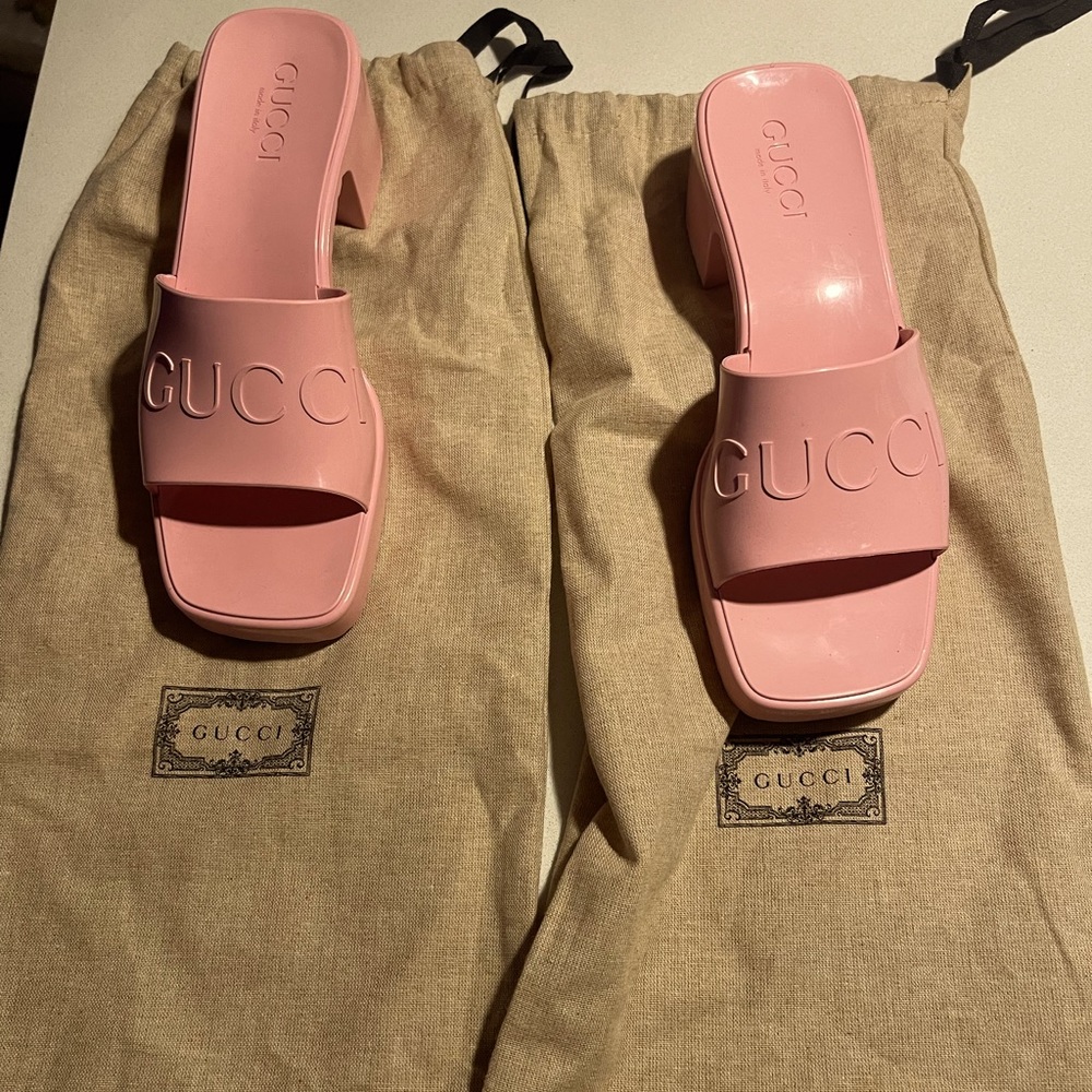 Gucci rubber slide sandals